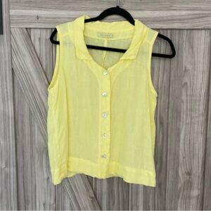 Cut•loose linen top